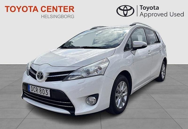 Vit Begagnad 2016 Toyota Verso Active Minibuss | 169 900 kr (Dyr) - Bild 1/4