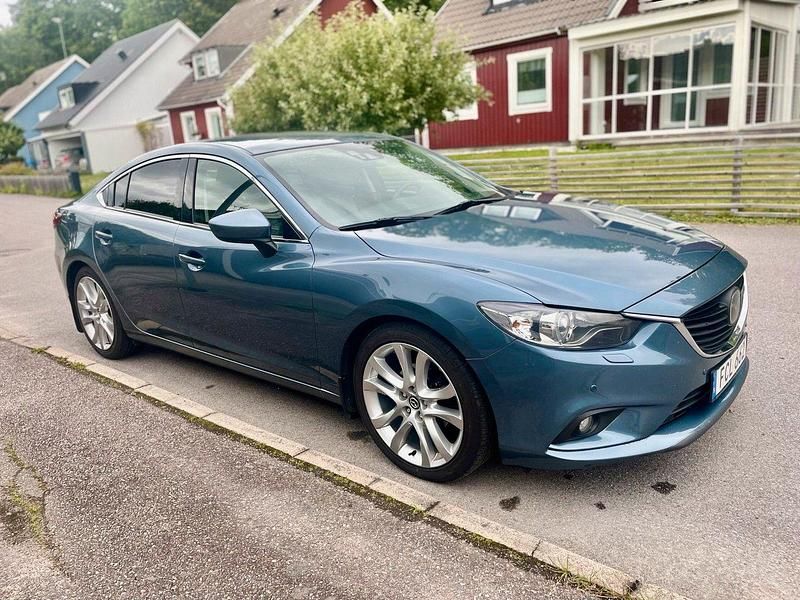 Blå Begagnad 2014 Mazda 6 Sedan | 104 900 kr (Marknadspris) - Bild 1/4
