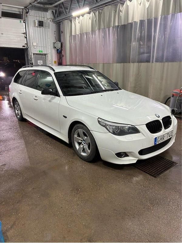 Begagnad 2008 BMW 520 M Sport Kombi | 45 000 kr (Bra pris) - Bild 1/4