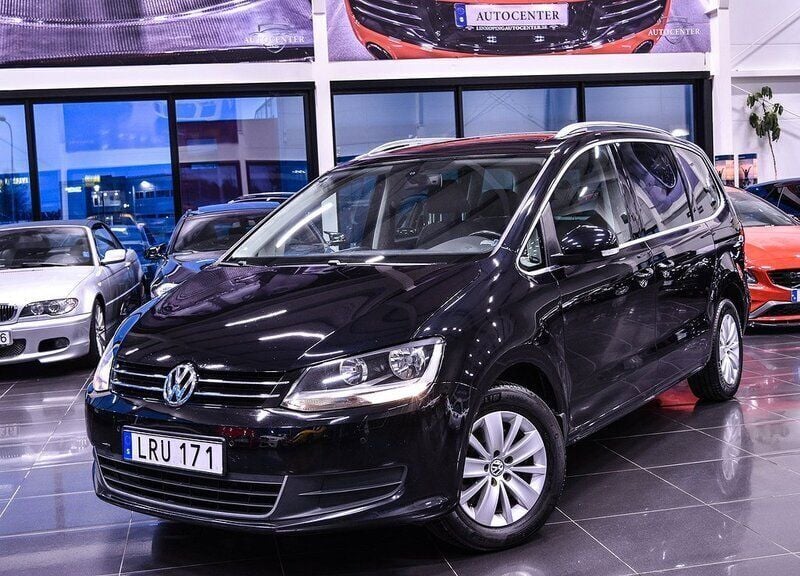 Svart Begagnad 2011 VW Sharan Minibuss | 149 900 kr (Lite dyr) - Bild 1/4