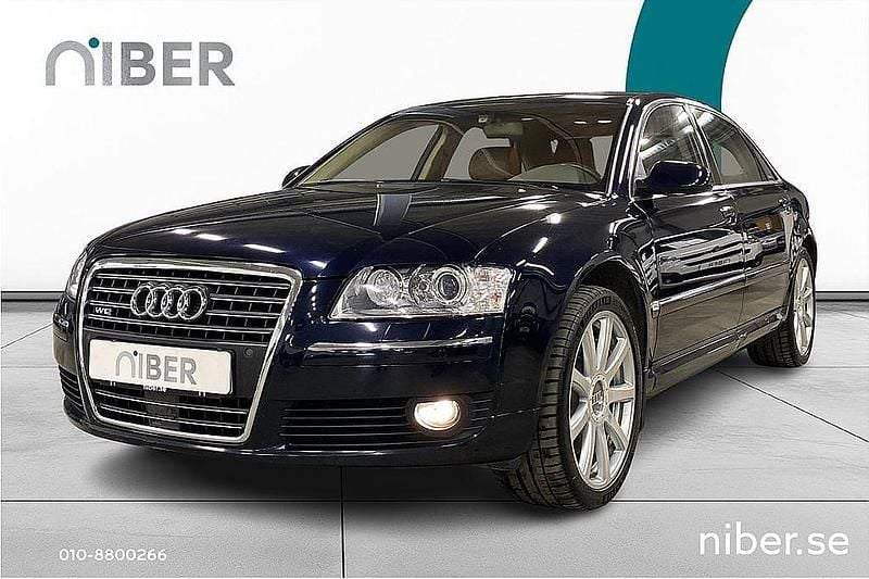 Begagnad Audi A8L W12 450 HK (330 kW) 2004 Blå Sedan