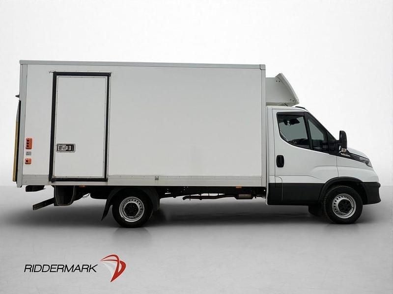 Begagnad Iveco Daily 136 HK (100 kW) 2023 Vit
