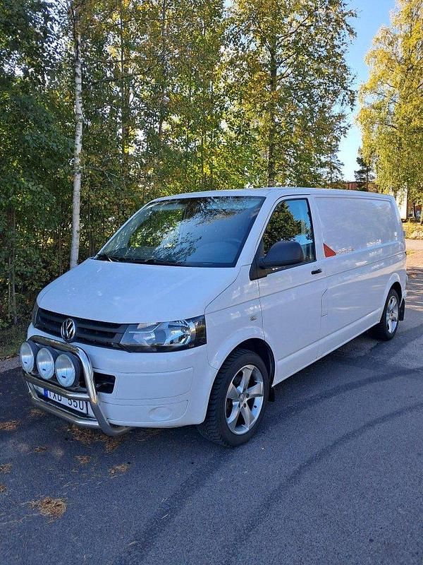 Vit Begagnad 2010 VW T5 Van | 130 000 kr (Lite dyr) - Bild 1/3