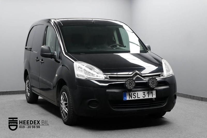 Begagnad Citroën Berlingo 75 HK (55 kW) 2014 Onyx black Minibuss
