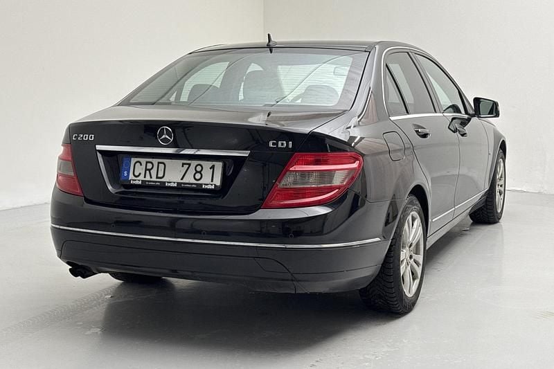 Begagnad Mercedes C200 136 HK (100 kW) 2010 Svart Sedan