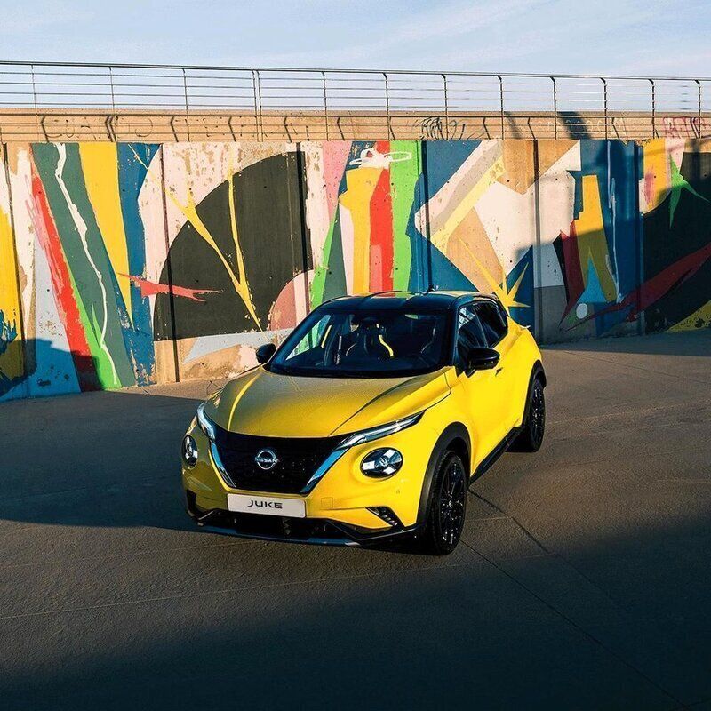 Begagnad Nissan Juke Acenta 115 HK (84 kW) 2024 Blå SUV