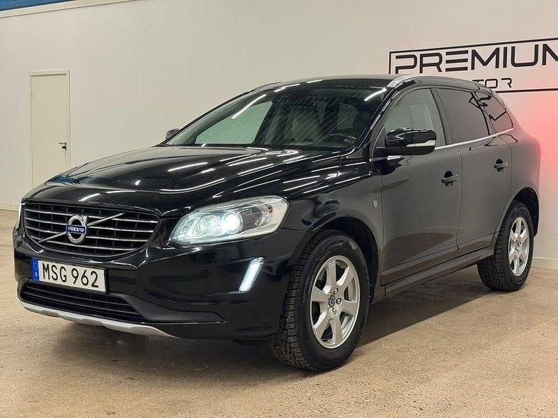 Begagnad Volvo XC60 Business Edition 150 HK (110 kW) 2015 Svart SUV
