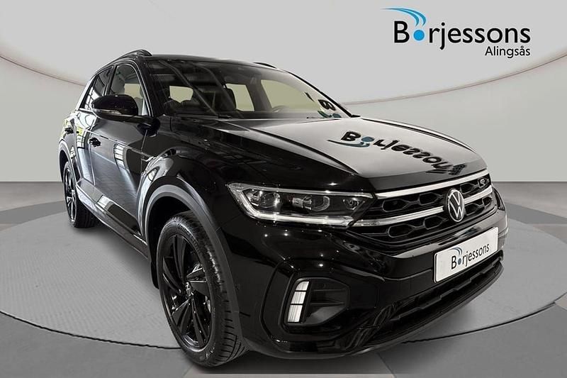 Svart Ny 2025 VW T-Roc R-line SUV | 469 900 kr (Dyr) - Bild 1/4