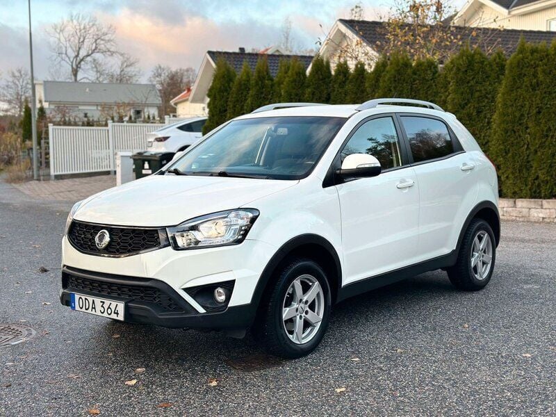 Vit Begagnad 2016 Ssangyong Korando SUV | 89 900 kr - Bild 1/4
