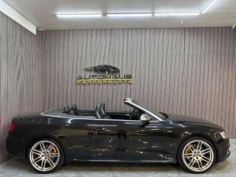 Begagnad Audi Cabriolet 333 HK (244 kW) 2010 Svart Cab