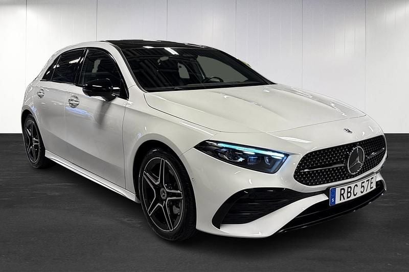 Begagnad Mercedes A200 Advanced Plus 163 HK (119 kW) 2023 Vit Halvkombi