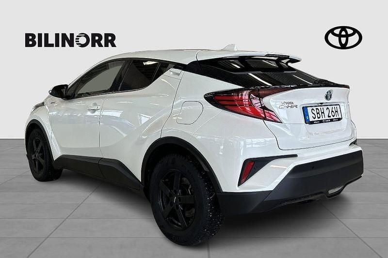 Begagnad Toyota C-HR Edition 124 HK (91 kW) 2020 Vit SUV