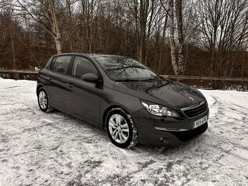 Begagnad Peugeot 308 120 HK (88 kW) 2017 Grå bryn