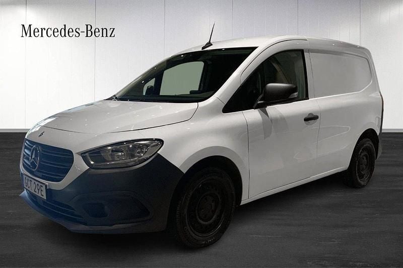 Vit (white) Begagnad 2023 Mercedes Citan 110 Van | 237 375 kr (Marknadspris) - Bild 1/4