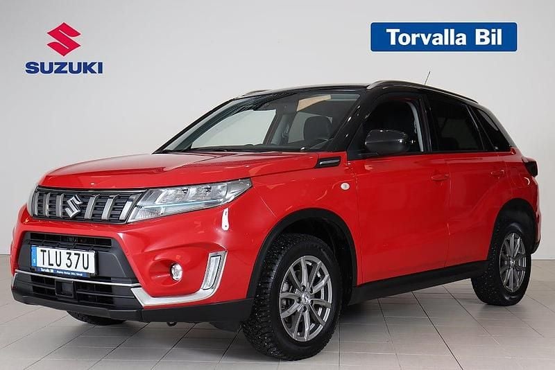 Röd Begagnad 2022 Suzuki Vitara SUV | 239 900 kr (Marknadspris) - Bild 1/4