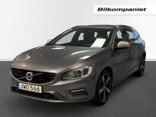 Begagnad 2018 Volvo V60 Kombi | 209 500 kr (Superpris) - Bild 1/4