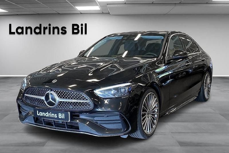 Svart Begagnad 2021 Mercedes C220 AMG Line Premium Sedan | 379 000 kr (Lite dyr) - Bild 1/4
