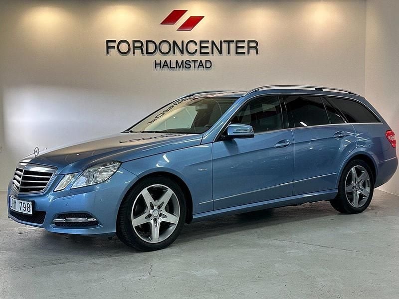 Blå Begagnad 2011 Mercedes E350 Kombi | 149 900 kr (Marknadspris) - Bild 1/4