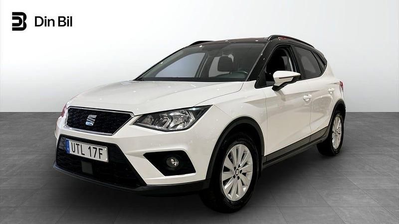 Vit Begagnad 2020 Seat Arona SUV | 129 900 kr (Marknadspris) - Bild 1/4