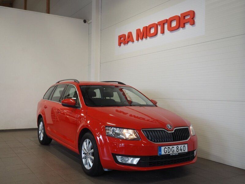 Röd Begagnad 2014 Skoda Octavia Ambition Kombi | 109 900 kr (Marknadspris) - Bild 1/3