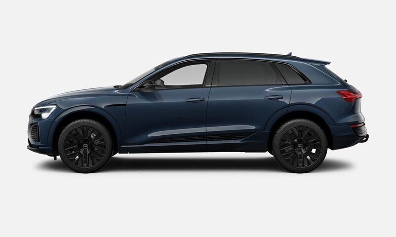Blå Begagnad 2023 Audi Q8 e-tron S-Line SUV | 986 232 kr - Bild 1/3