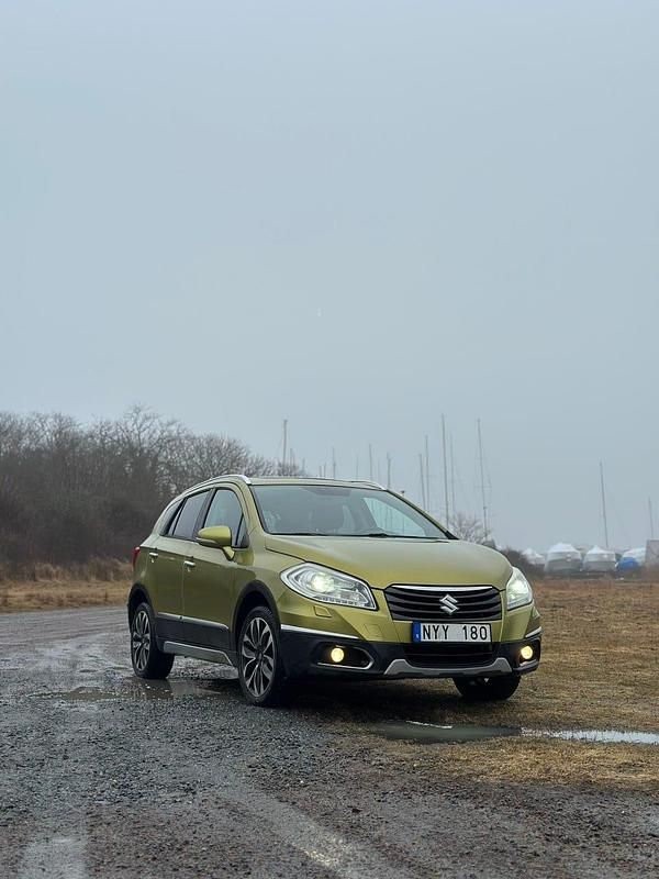 Begagnad Suzuki SX4 S-Cross 120 HK (88 kW) 2013