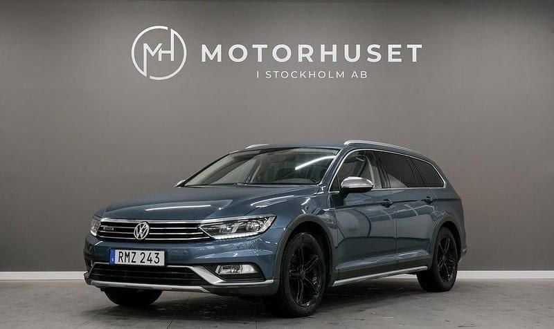 Begagnad VW Passat Alltrack 190 HK (139 kW) 2017 Blå Kombi