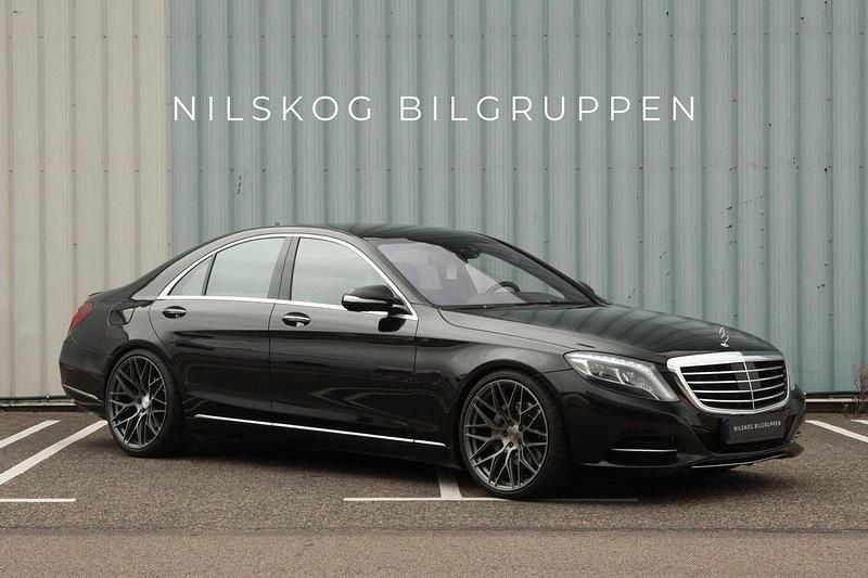 Svart Begagnad 2015 Mercedes S350 Sedan | 314 900 kr - Bild 1/4