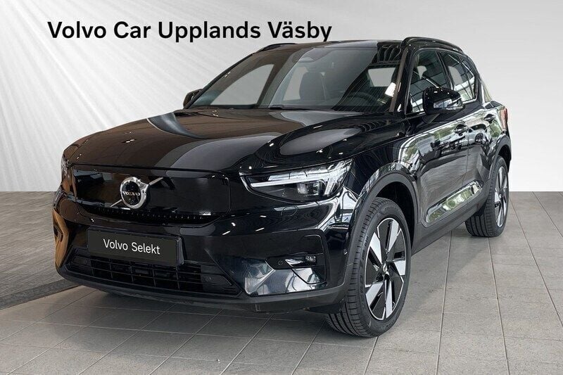 Svart Begagnad 2024 Volvo XC40 Performance SUV | 529 900 kr - Bild 1/3