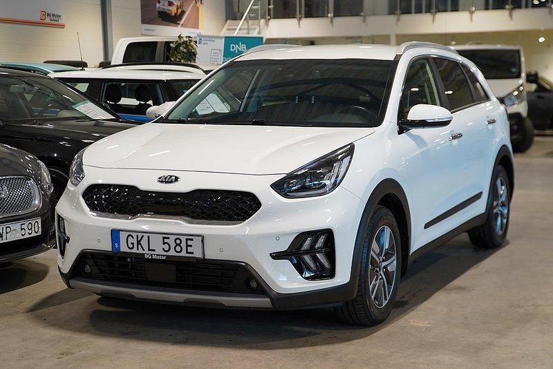 Vit Begagnad 2019 Kia Niro Advance SUV | 239 900 kr (Lite dyr) - Bild 1/4