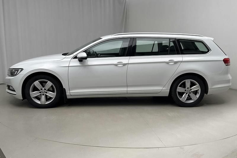 Begagnad VW Passat 150 HK (110 kW) 2018 Vit