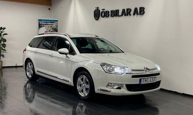 Vit Begagnad 2015 Citroën C5 Kombi | 74 900 kr (Bra pris) - Bild 1/4