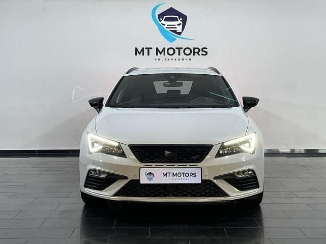 Begagnad Cupra Leon 301 HK (221 kW) 2019 Vit Kombi