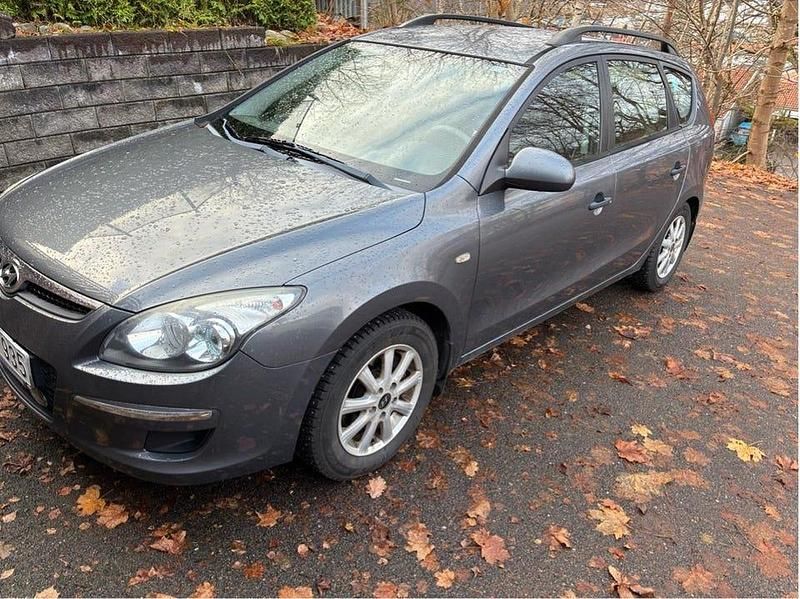 Begagnad 2010 Hyundai i30 Kombi | 36 000 kr (Marknadspris) - Bild 1/4