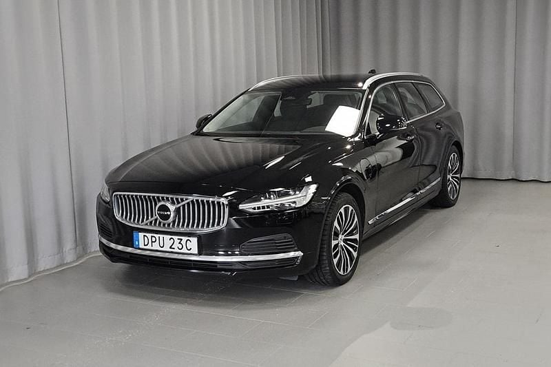 Begagnad Volvo V90 2023 Svart Kombi