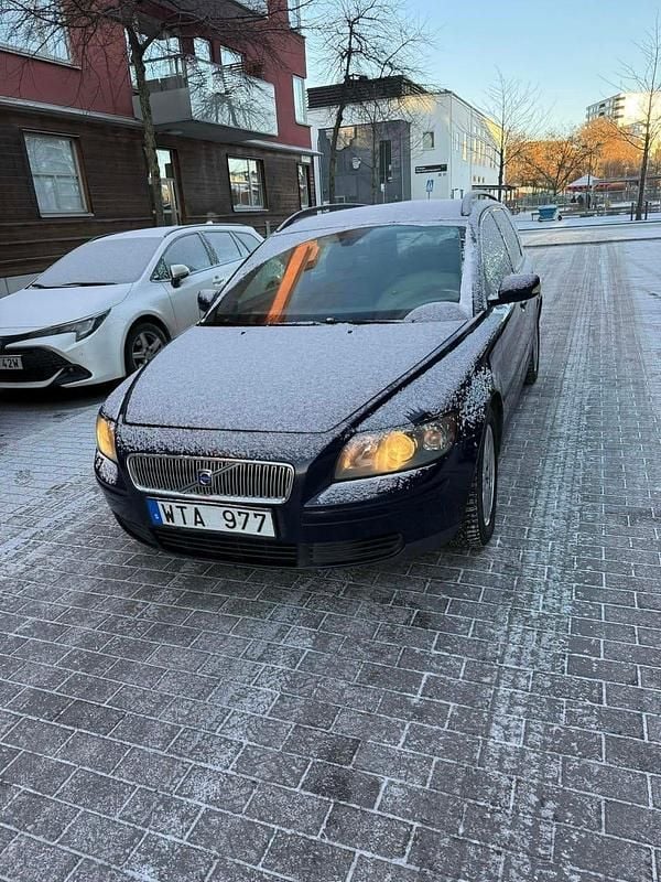 Begagnad 2005 Volvo V50 Kombi | 24 900 kr (Marknadspris) - Bild 1/4