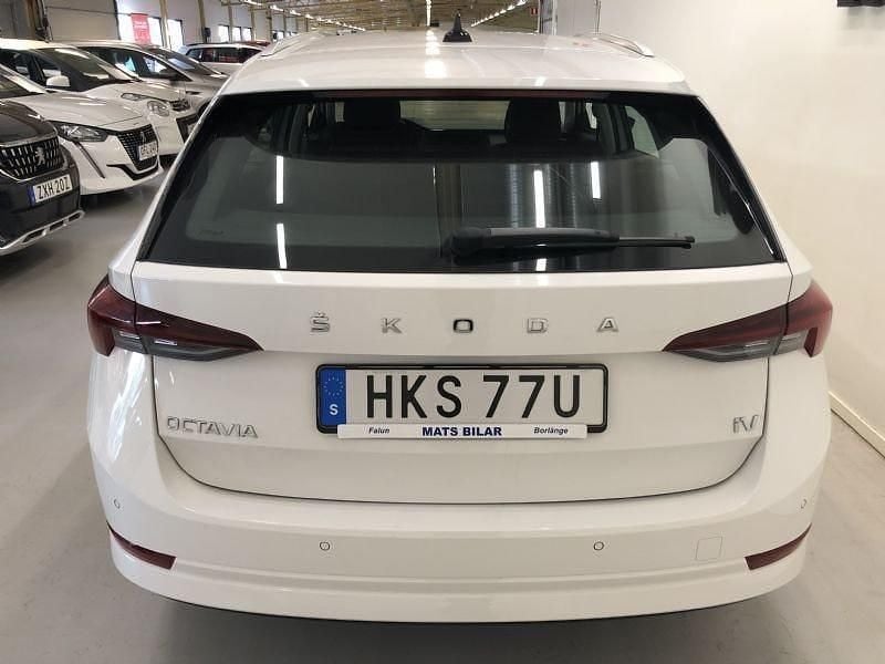 Begagnad Skoda Octavia Style 150 HK (110 kW) 2021 Vit Kombi