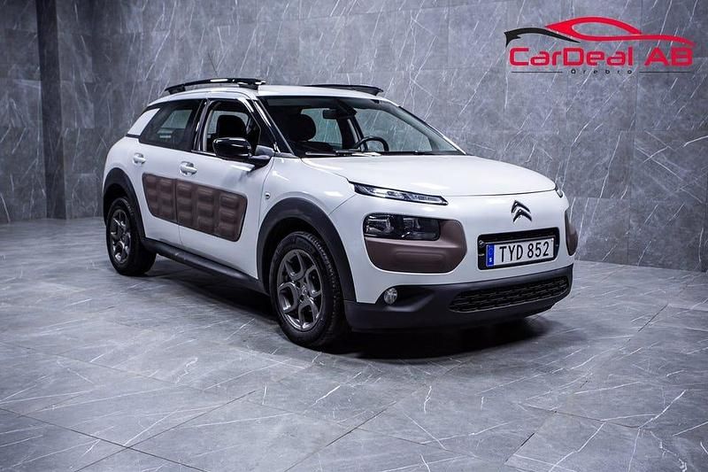 Vit Begagnad 2014 Citroën C4 Cactus Halvkombi | 59 800 kr (Lite dyr) - Bild 1/4