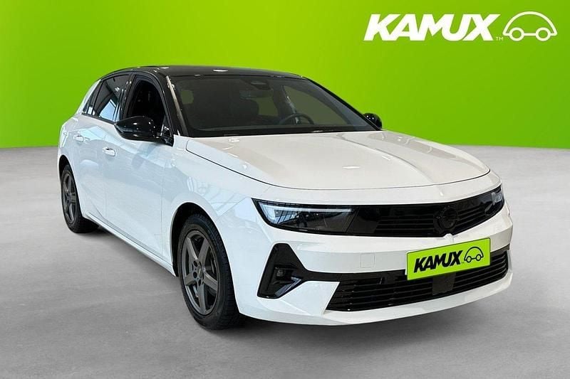Vit Begagnad 2022 Opel Astra Halvkombi | 244 700 kr (Marknadspris) - Bild 1/4