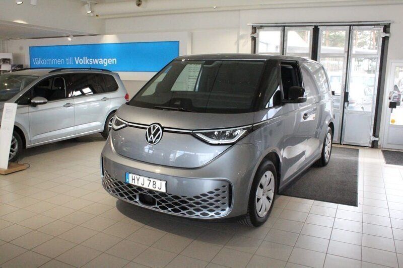 Silver Begagnad 2024 VW ID. Buzz Van | 519 000 kr (Bra pris) - Bild 1/4