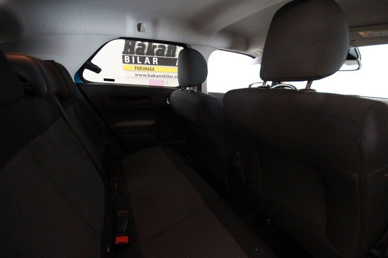 Begagnad Citroën C4 Cactus 120 HK (88 kW) 2019 Blå Halvkombi