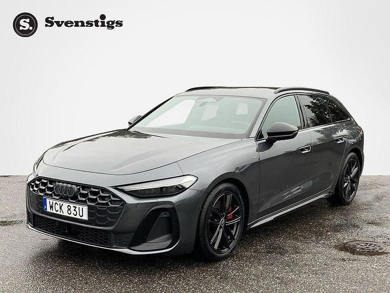 Grå (daytonagrå pärleffekt) Ny 2025 Audi A5 S-Line Sportkupé | 699 900 kr - Bild 1/4