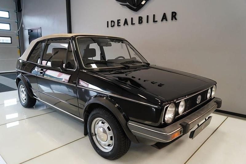 Svart Begagnad 1983 VW Golf Cabriolet Cab | 229 900 kr - Bild 1/4