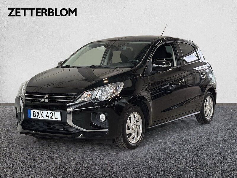 Svart Begagnad 2022 Mitsubishi Space Star Halvkombi | 139 900 kr (Marknadspris) - Bild 1/4