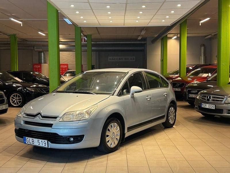 Ljusblå (blå) Begagnad 2008 Citroën C4 Halvkombi | 49 900 kr (Lite dyr) - Bild 1/4