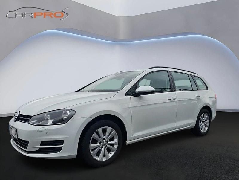 Vit Begagnad 2014 VW Golf VII Kombi | 85 000 kr (Marknadspris) - Bild 1/4