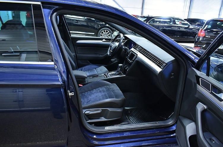 Begagnad VW Passat GTE 218 HK (160 kW) 2017 Kombi