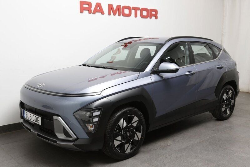 Blå Begagnad 2024 Hyundai Kona Essential SUV | 319 900 kr - Bild 1/4