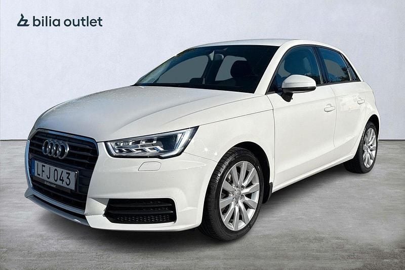 Vit Begagnad 2018 Audi A1 Sportback Proline Halvkombi | 149 900 kr (Marknadspris) - Bild 1/4