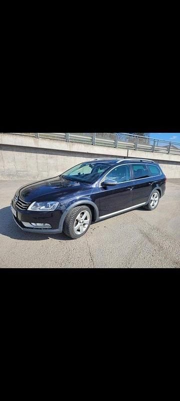Svart Begagnad 2013 VW Passat Alltrack Kombi | 63 000 kr (Bra pris) - Bild 1/4